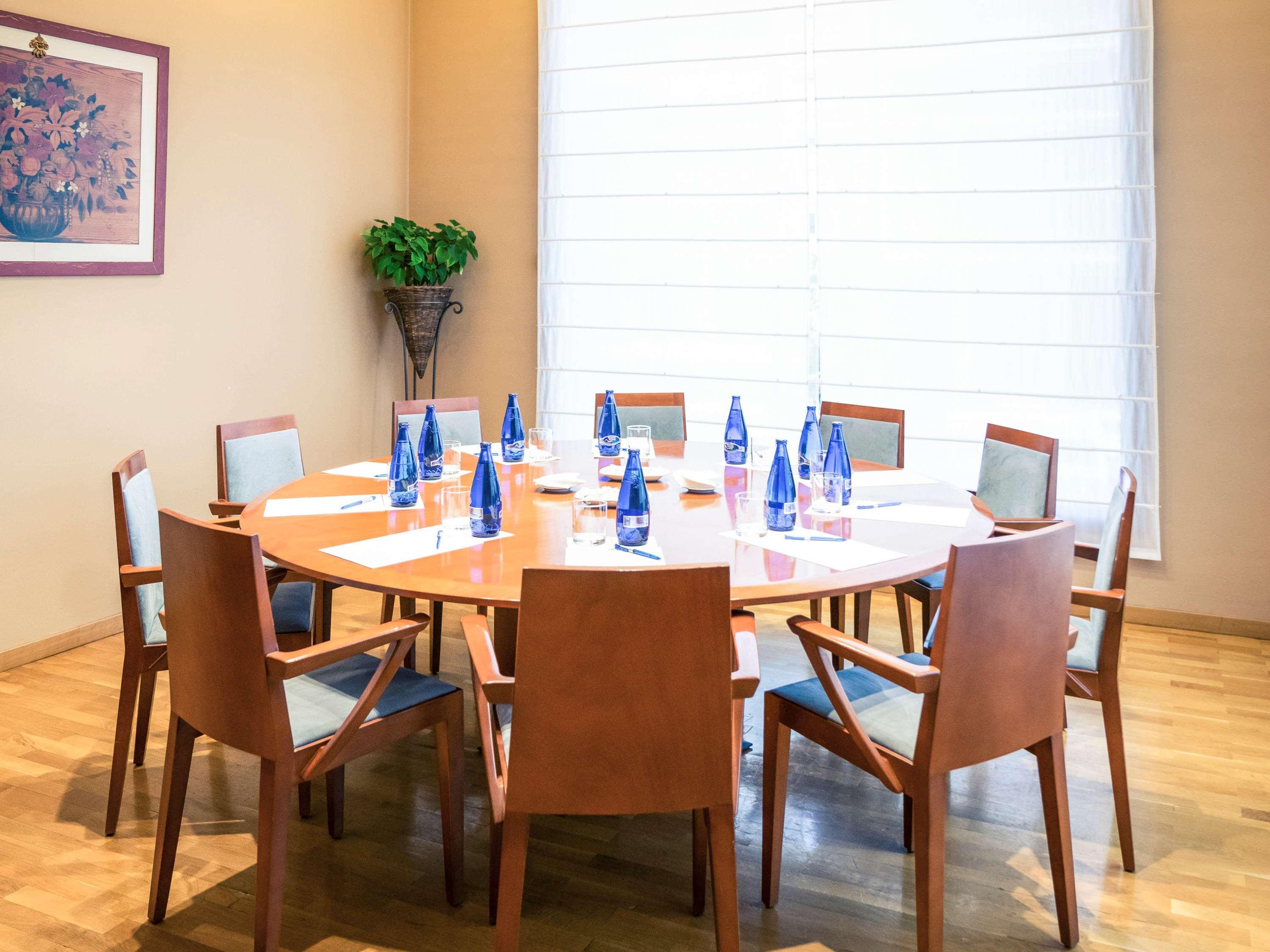Mercure Carlton Rioja Логроньо Екстериор снимка