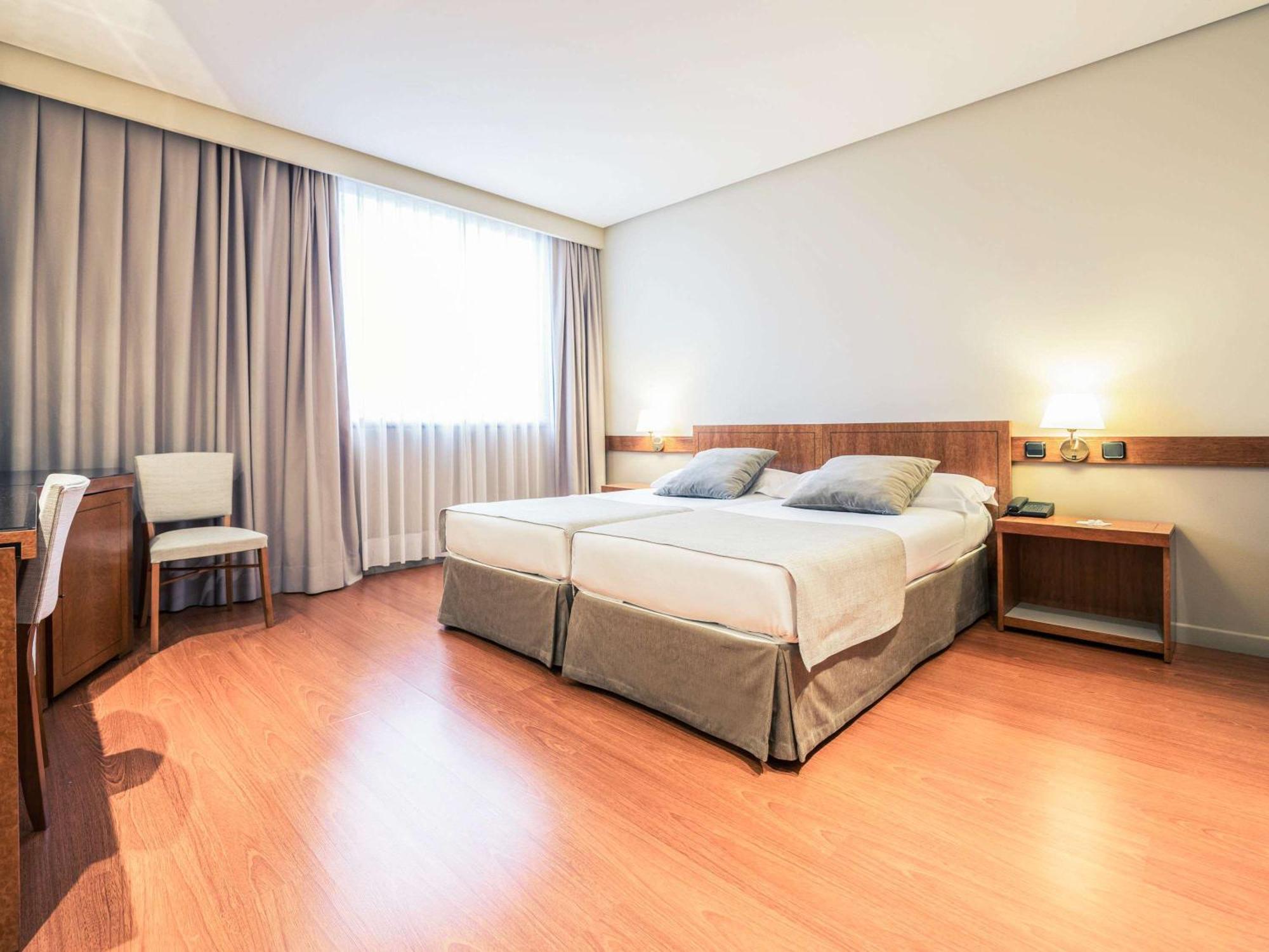 Mercure Carlton Rioja Логроньо Екстериор снимка