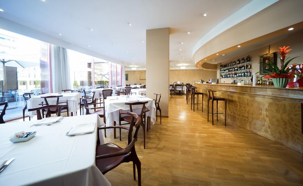 Mercure Carlton Rioja Логроньо Екстериор снимка